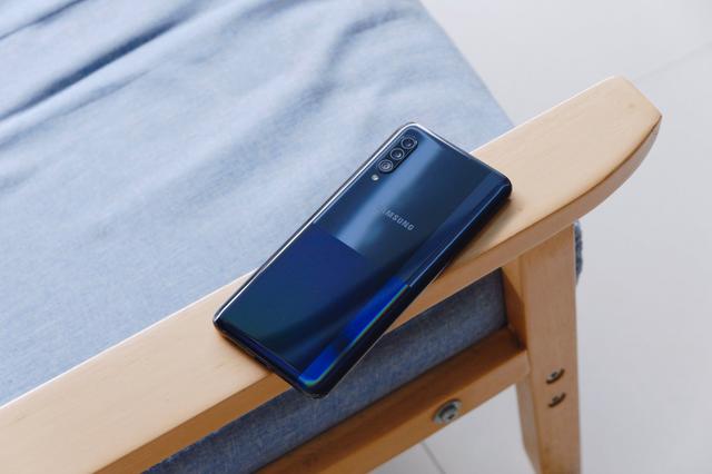 三星慷慨，捐3000萬(wàn)又拿21億美元助國(guó)內(nèi)供應(yīng)商，網(wǎng)友齊