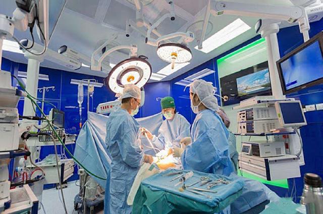 看不起病！美国竟然是唯一一个没有全民医保的国家