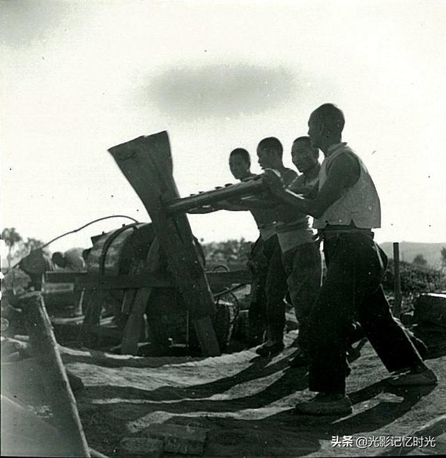 老照片：1941年河北邯郸磁县土法挖煤