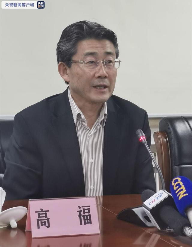 国家卫健委高级别专家组：人群能不到武汉去就不去，武汉人能不出来就不出来