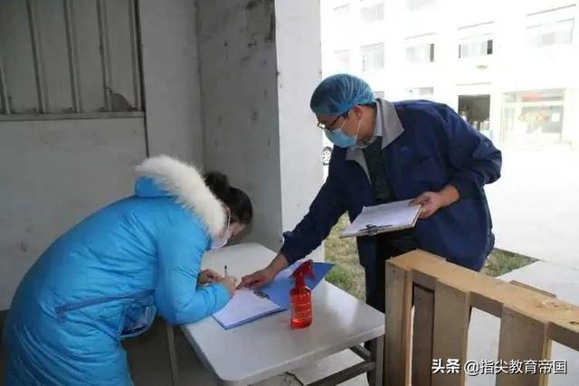 青海部分学生今天已开学，看到人家的各项防疫操作，众人艳羡不已