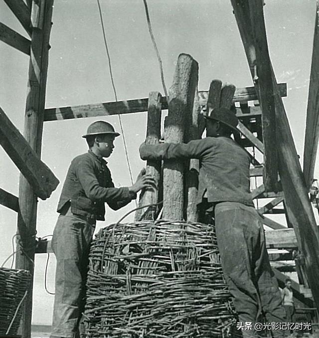 老照片：1941年河北邯鄲磁縣土法挖煤