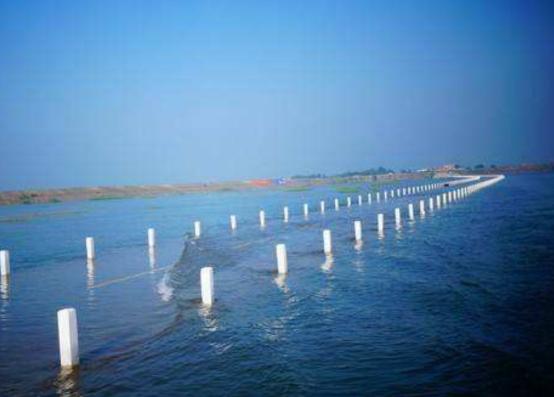 最美的4条自驾游公路，青山绿水风景美，更有“危险”的沙漠公路