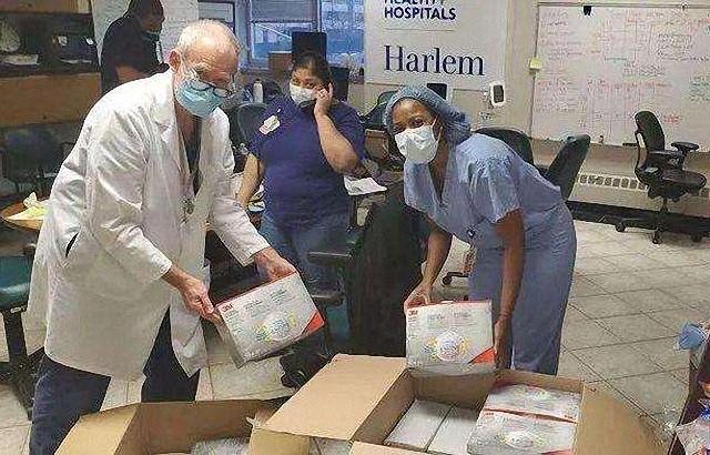 美国疫情已经失控，看到纽约医院里面的真实现状，令人不可思议